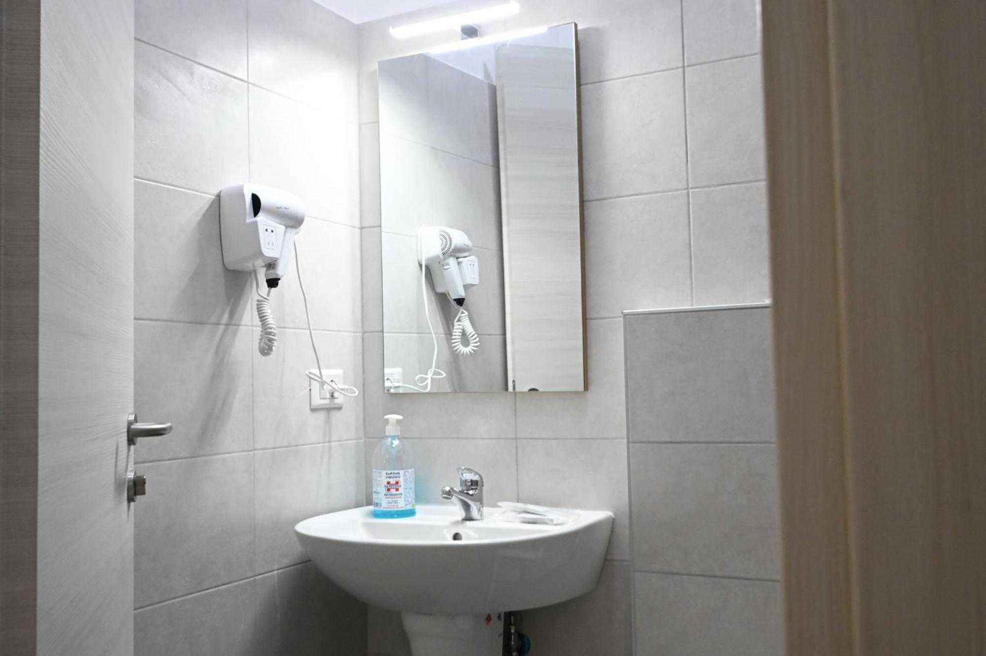 Appia Antica Guest House Рим Экстерьер фото